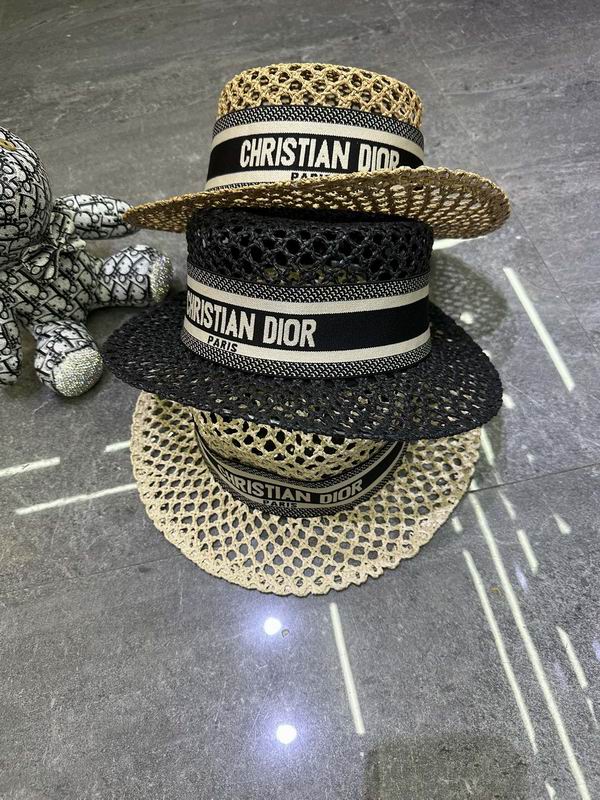 Dior top hat dx52